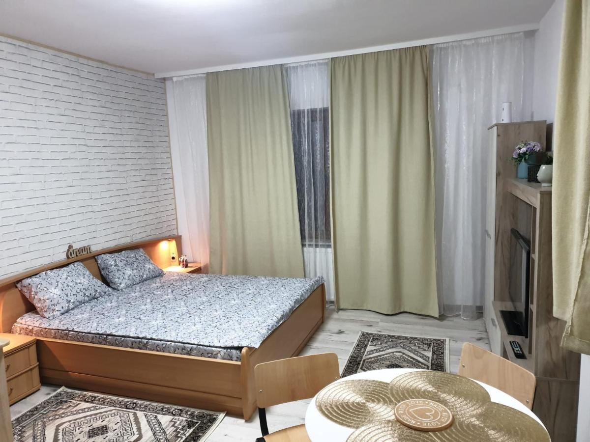 Lucky Residence Astra 1 Braşov Buitenkant foto