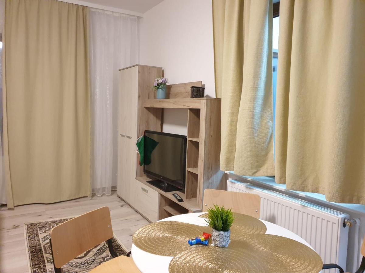 Lucky Residence Astra 1 Braşov Buitenkant foto