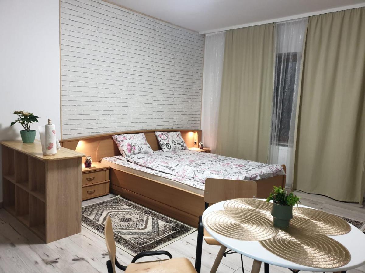 Lucky Residence Astra 1 Braşov Buitenkant foto